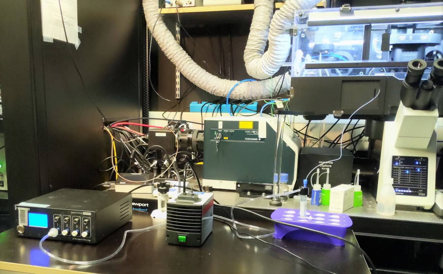 microscope imaging liquid handling synchronisation