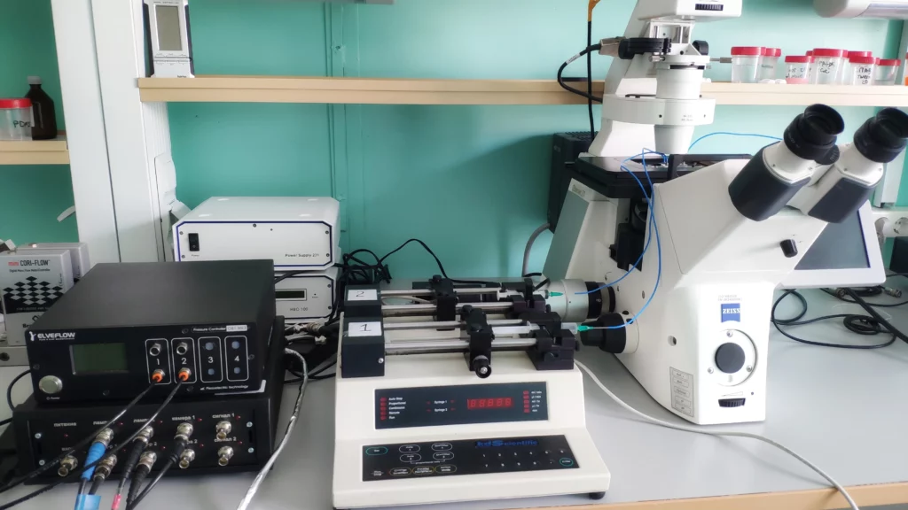 Experimental setup photo elveflow t-junction flow rate